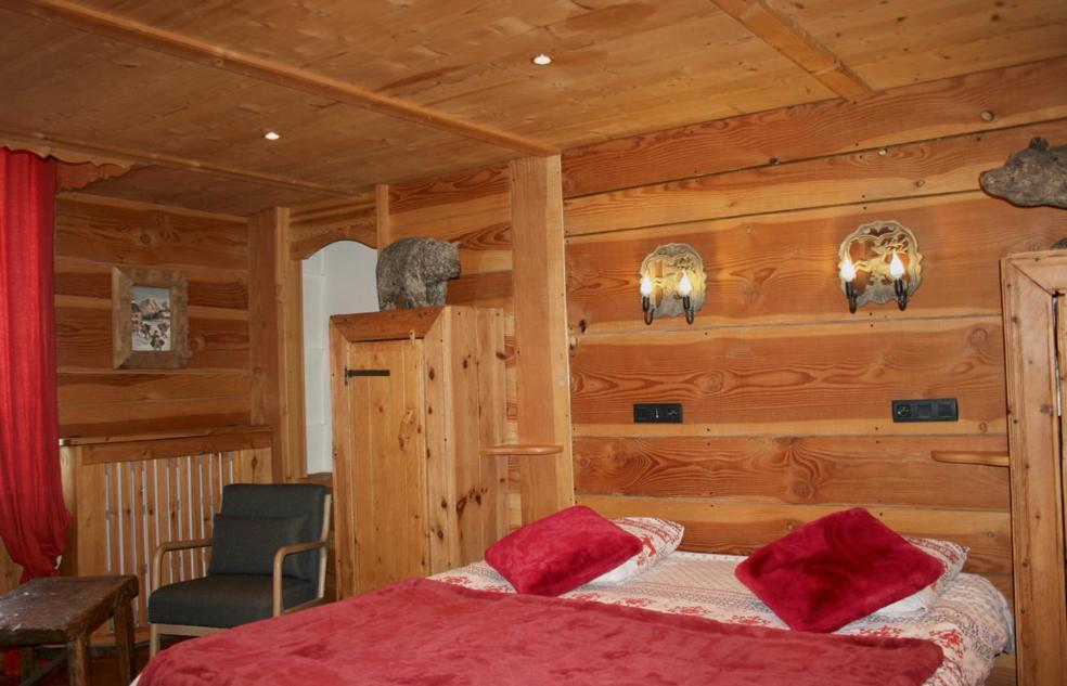 Hotel Restaurant De La Chaussee Briançon Kültér fotó