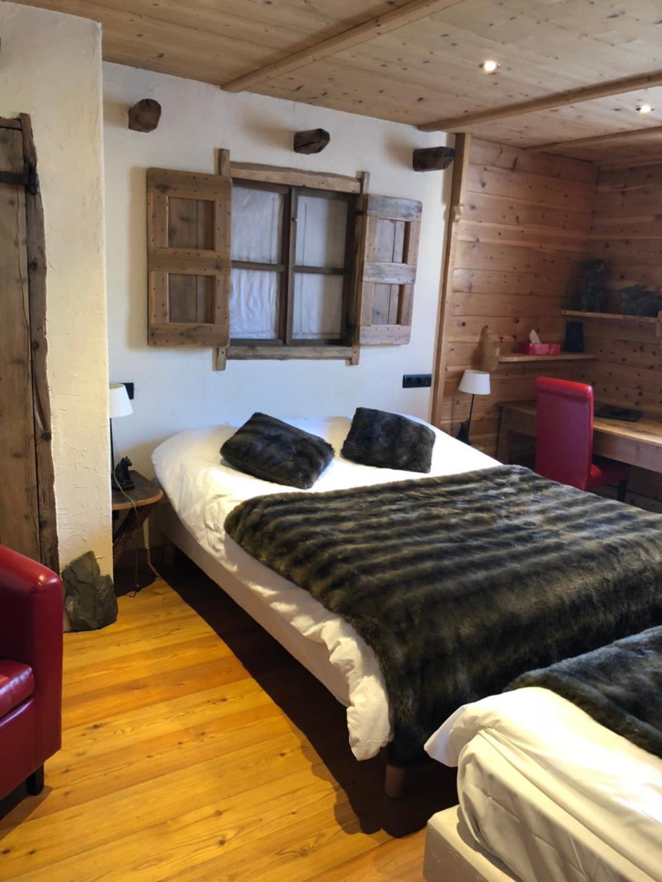 Hotel Restaurant De La Chaussee Briançon Kültér fotó