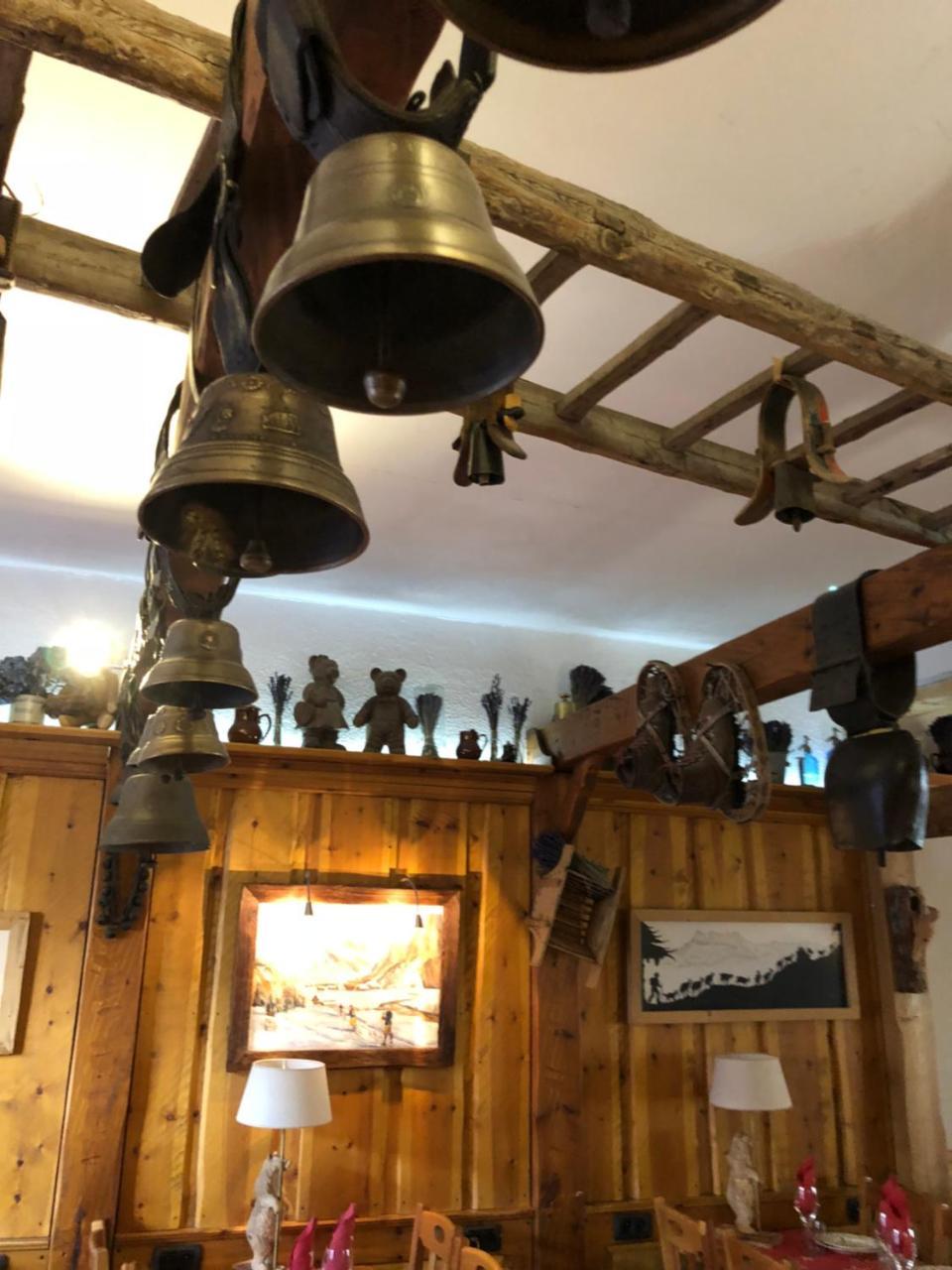 Hotel Restaurant De La Chaussee Briançon Kültér fotó