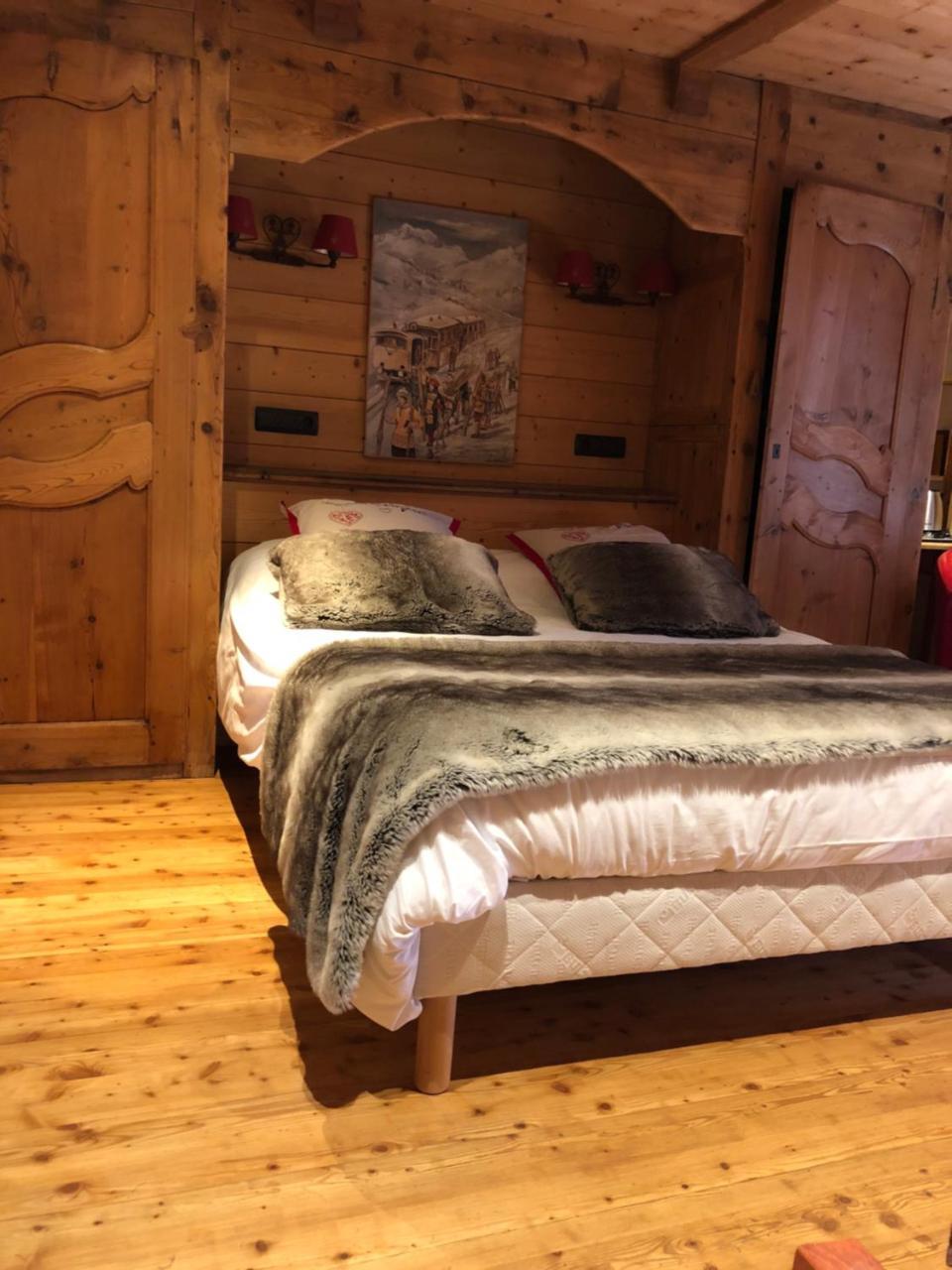 Hotel Restaurant De La Chaussee Briançon Kültér fotó