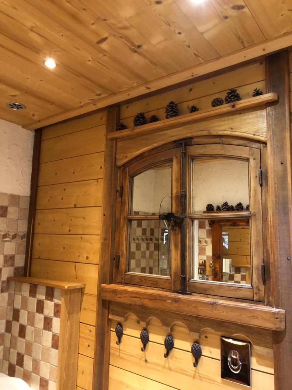 Hotel Restaurant De La Chaussee Briançon Kültér fotó