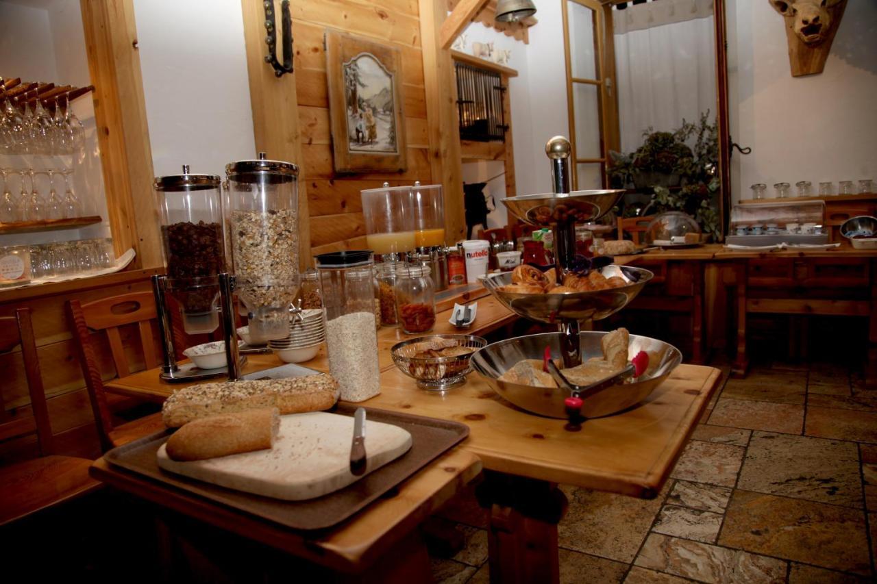 Hotel Restaurant De La Chaussee Briançon Kültér fotó