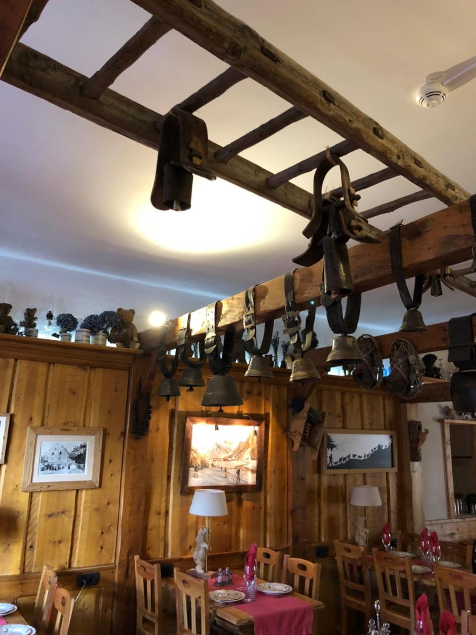 Hotel Restaurant De La Chaussee Briançon Kültér fotó