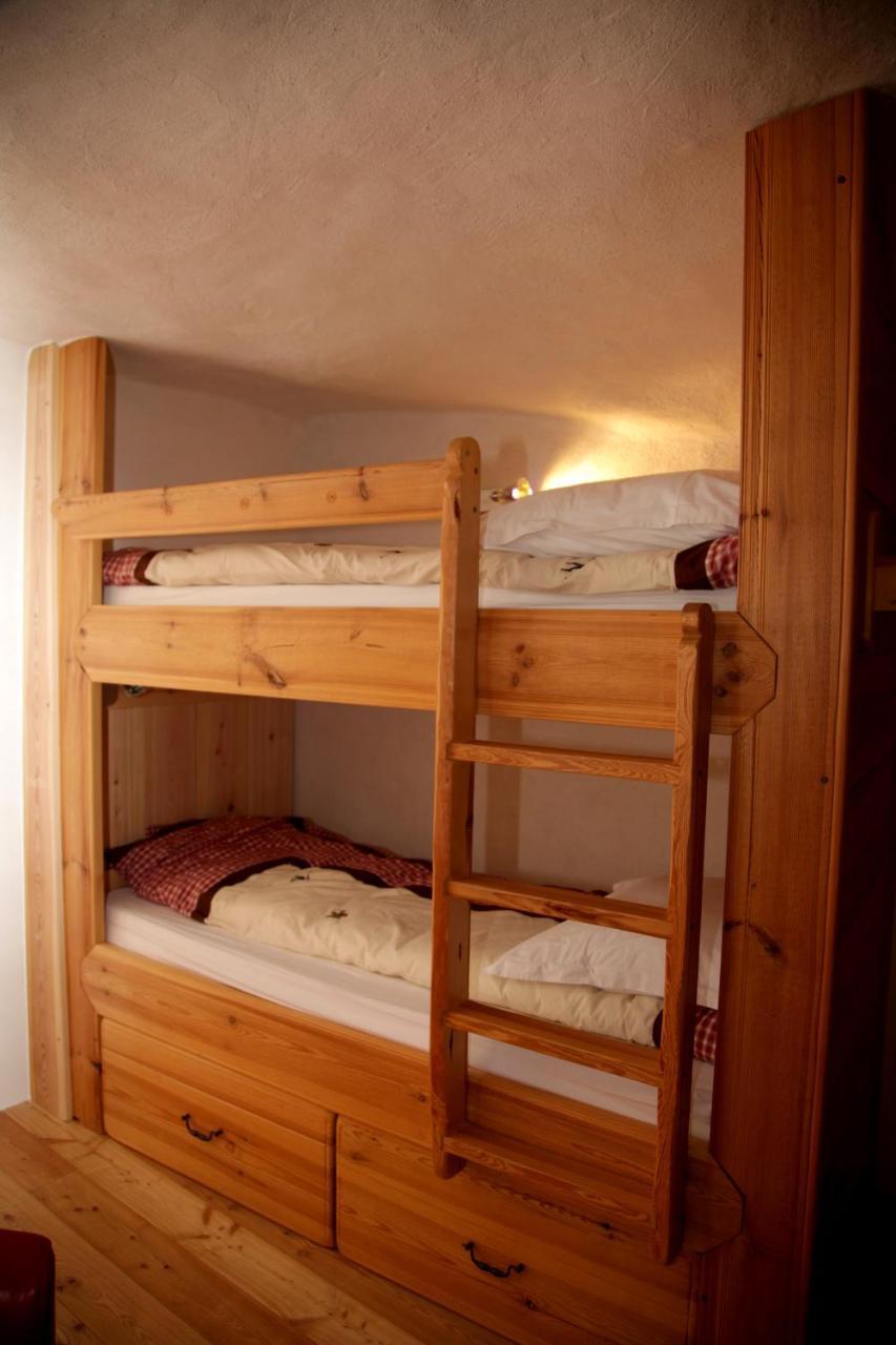 Hotel Restaurant De La Chaussee Briançon Kültér fotó